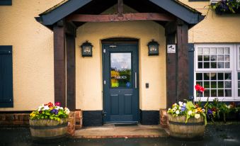 Three Horseshoes Inn