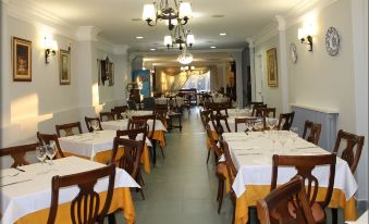 Hostal Restaurante Carolina