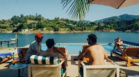 Viajero Guatapé Hostel & Lake Club Hotels in Penol