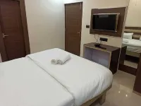 소니 홈스테이 바키라 상투아리 오피스 주변 호텔