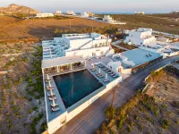 Serenità Luxury Suites Hotel a Santorini