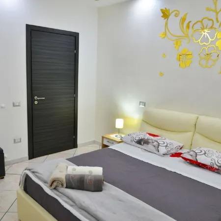 Casa Anna Three, two double bedrooms Отели в г. Пимонте