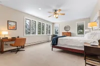 Eagle's View Stowe Hotels near Grand view Farm