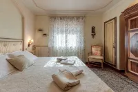 Villa with air conditioning, heated pool, sauna, garden, in the Chianti area