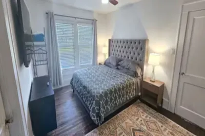 NoDa's Jewel Hotels in North Charlotte