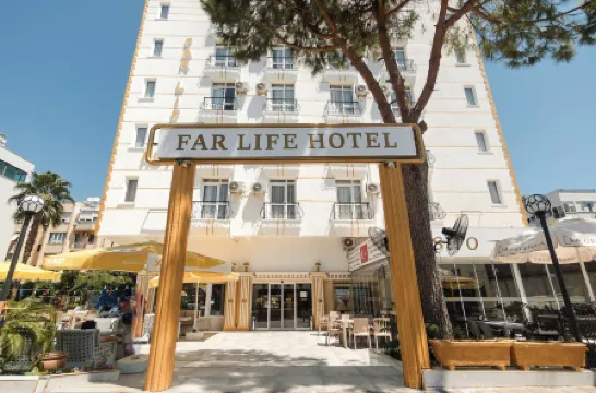 Far Life Hotel Отели рядом с достопримечательностью «Бухта больших камней»
