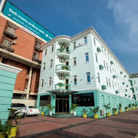 Apartment 79 Hotel