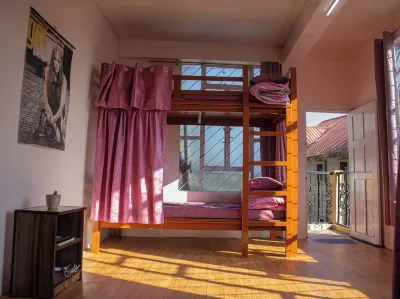Hills Tale Backpackers Hostel Các khách sạn ở 
