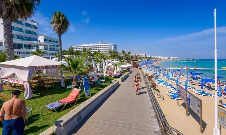 Sunrise Bay Villa #2 Отели в г. Протарас