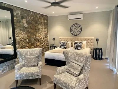 Cooinda Estate- Whole Estate (sleeps 25)