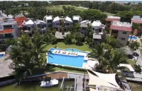 Villa:2 looking at Nichupte Lagoon Hotels in 