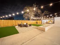 Casa Blanca (Arcade/Theatre/Game Room/RV Parking) Hotels in Banning