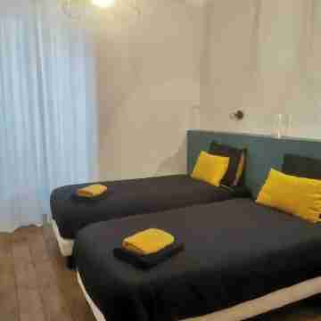 Au Cœur de Biarritz. Spacieux T5 Rooms