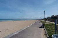 Beautiful apartment 82 m² 100 m from the sea 1000 m² large garden
