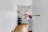Studio 4 ~ Cozy1BDRM, Private Bath, Downtown Moncton