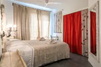 Villa dei Colori - red villa Hoteles en Isla Favignana