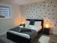 Lux Modern 2bd Radiant Suite+Free Parking Hotels in Delta