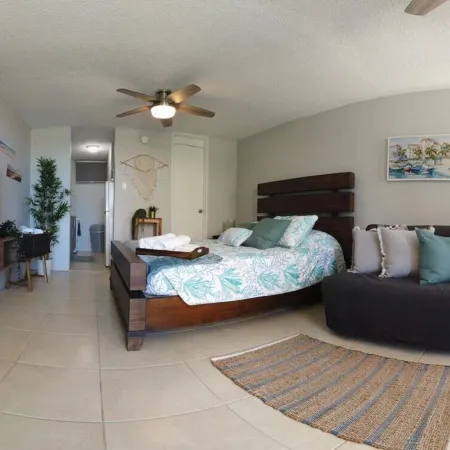 Charming studio in fabulous Luquillo with AC, WiFi close to the Beach