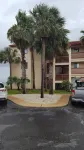 GREAT LOCATION IN NAVARRE BEACH. GORGEOUS VIEWS OF SOUND, POOL, WALK TO BEACH! Các khách sạn gần Navarre Beach Sea Turtle Conservation Center