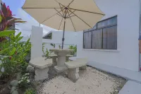 Charming 3-bedroom house with WiFi, AC in delightful La Fortuna,  plunge pool.