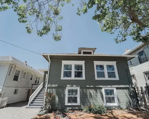 2336A- Upper 3B2B Unit w/ Laundry near UC Berkeley Hotels in Berkeley