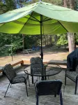 Cozy 3 bedroom cottage, short walk from the beach