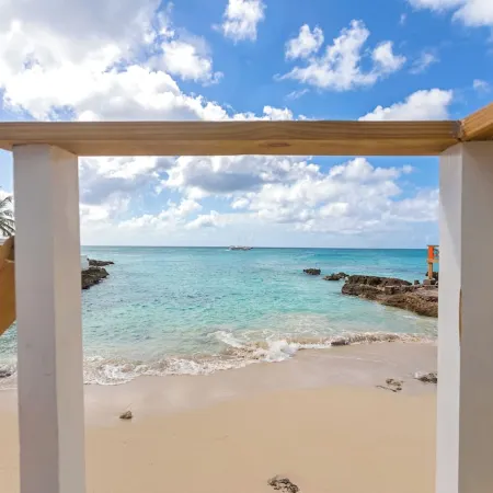 Maho Beach House - Petit Studio Océanique - Charmante Vue