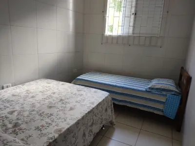 Apartment 2 near the beach and Ilha do Mel Atami附近的飯店