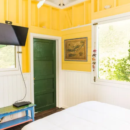 Lameshur Cottage's Guest House