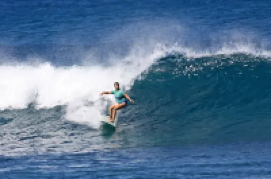 Spacious, attractively decorated 2 BR 1bath gated Apt, 4 Mins to Jobos Beach