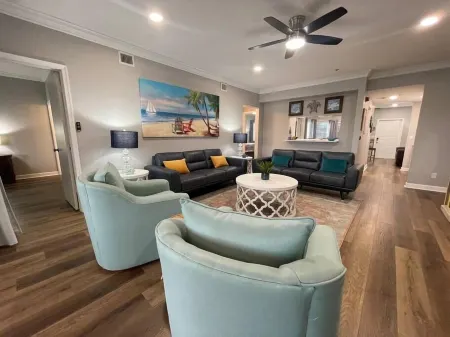 Osceola’s Balcony #9