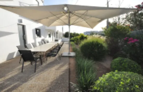House with 9 bedrooms,9 bathrooms,11 AC,wi-fi,pool and fitness