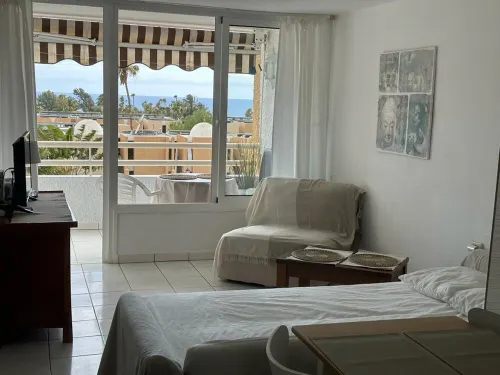 Borinquen just 280 meters to the beach, balcony with sea view, heated pool, wifi