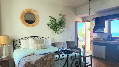 Spectacular OCEAN VIEW Studio~Steps to Beach & Malecon~Best Sunsets~Safe Loc Hotels in 