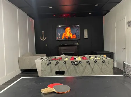 Jolie Maison Bobcaygeon Waterfront Cottage