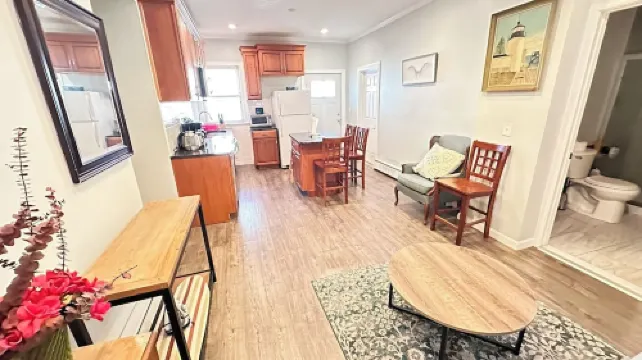 4 Bedroom 2 Bathroom Home Close to Metro, Near Central Boston & Cambridge