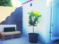 Funky cottage for 2, patio, garden, mountainview. Coast 14 km. Rota Vicentina. Hotels in Cercal do Alentejo