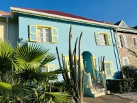 Splendid apartment in Orient Bay. Sea view. Large swimming pool. Tanker. Hotels near Oyster Pond