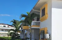 Charming 2-bedroom condo in fabulous Boca Chica with WiFi, AC