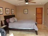 Next To Margarittaville Beautiful Remodeled Villa Hotels in Frydendal