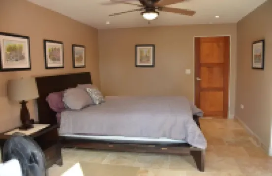 Next To Margarittaville Beautiful Remodeled Villa