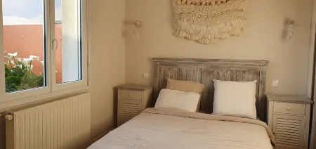 Charming Vendée house with small enclosed garden