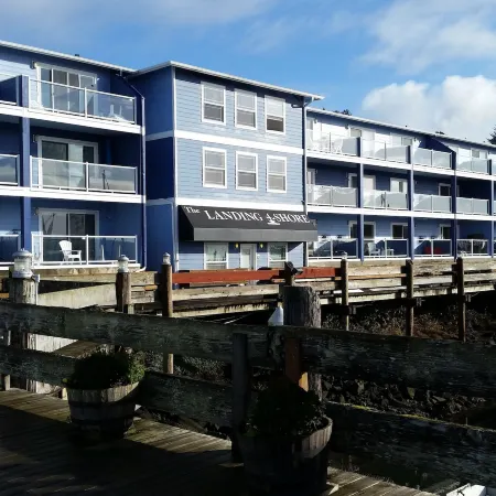 The Landing at Newport Condominium Hotel