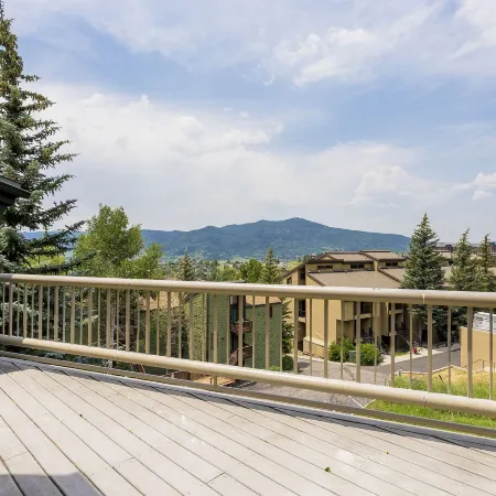 Promontory 6 3 Bedroom Townhouse by RedAwning