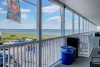 On the Beach Motel - Jacuzzi
