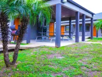 Texan Inn Hotels in Dimmit County