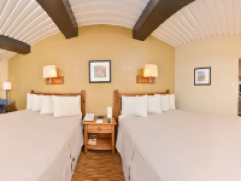 サンダーバード ロッジ アパッチのホテル