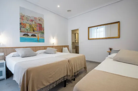 多諾斯蒂亞酒店