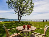 East Bay Suites Hotels in Cook County