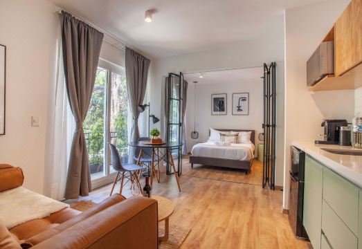 폴랑코 중심의 밝고 달콤한 유닛